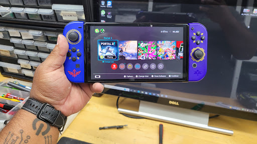 Computer Store «Computer Guys of Dallas Phone, Tablet, Gaming, Electronic Repair», reviews and photos, 1401 S Buckner Blvd #115, Dallas, TX 75217, USA