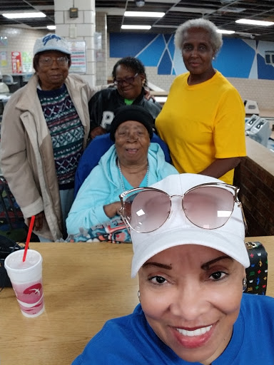 Bowling Alley «Poelking Lanes», reviews and photos, 1403 Wilmington Ave, Dayton, OH 45420, USA