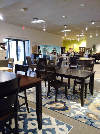 Furniture Store «Art Van Furniture - Clinton Township», reviews and photos, 33801 Gratiot Ave, Charter Twp of Clinton, MI 48035, USA