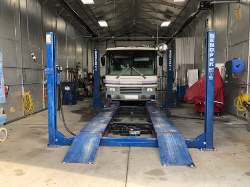 Auto Repair Shop «Complete Car & RV Repair», reviews and photos, 3309 New Town Blvd, St Charles, MO 63301, USA