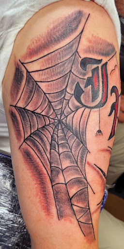 Explore 1983 tattoo ideas, creative tattoo ideas in Meridian, available at SK-Tattoo1