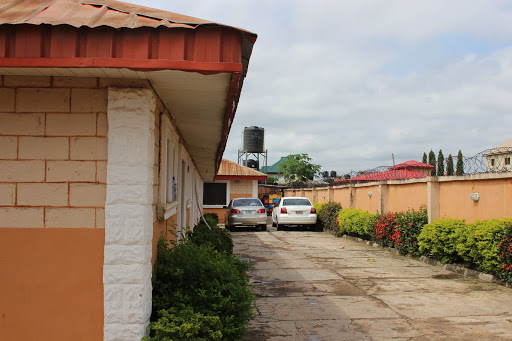 Hezzy Garden and Accommodation, Km 5 Iwo/Ibadan Express way, Osogbo, Nigeria, Apartment Complex, state Osun