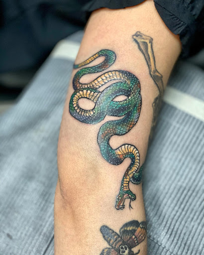 Tattoo Shop «East Providence Tattoo», reviews and photos, 2399 Pawtucket Ave, East Providence, RI 02914, USA