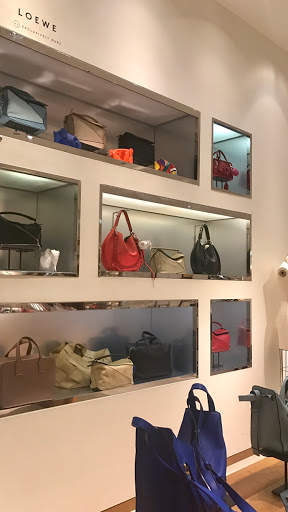 Department Store «Barneys New York, Copley Place», reviews and photos, 100 Huntington Ave, Boston, MA 02116, USA