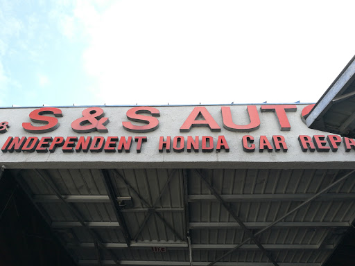 S & S Auto Honda and Acura Repair in Los Angeles, California