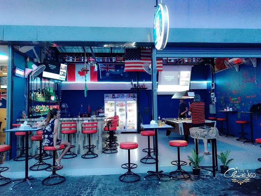 Beach Bar and Grill - Patong