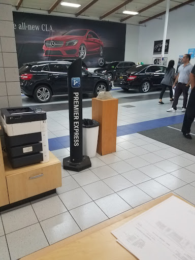 Auto Repair Shop «W.I. Simonson Mercedes Service & Parts», reviews and photos, 1330 Colorado Ave, Santa Monica, CA 90404, USA