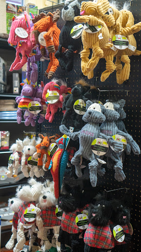 Pet Supply Store «Wags To Wiskers Pet Supplies», reviews and photos, 2423 W Stadium Blvd, Ann Arbor, MI 48103, USA