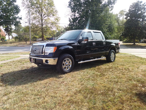 Ford Dealer «James Collins Ford Louisville-New-Used-Trucks-Cars-Sales-Service-Parts-BodyShop», reviews and photos, 809 S 5th St, Louisville, KY 40203, USA