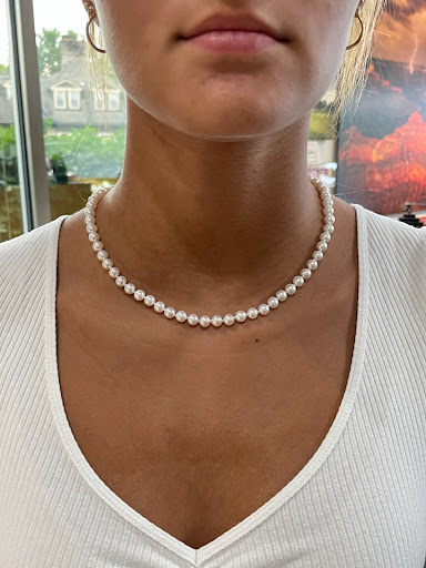 Jewelry Store «Edward Warren Jewelers», reviews and photos, 1610 Cross Creeks Blvd, Pickerington, OH 43147, USA