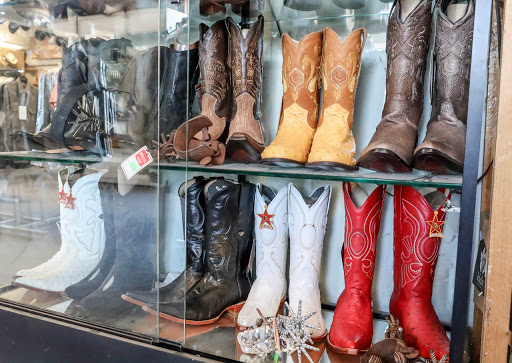 Western Apparel Store «Two Amigos Western Wear», reviews and photos, 3853 Main St, Oakley, CA 94561, USA