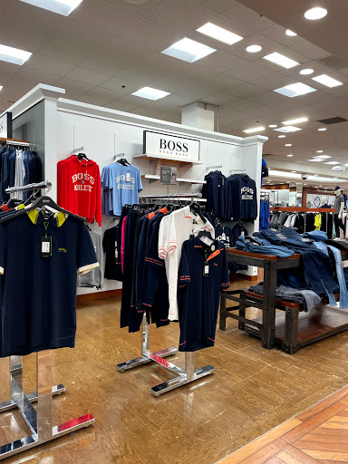 Computer Store «Apple Garden State Plaza», reviews and photos, 1 Garden State Plaza Blvd, Paramus, NJ 07652, USA