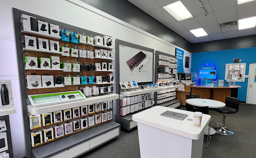 Cell Phone Store «AT&T Authorized Retailer», reviews and photos, 259 Main St, Chatham Township, NJ 07928, USA
