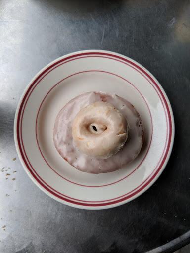 Donut Shop «Mighty-O Donuts Greenlake», reviews and photos, 2110 N 55th St, Seattle, WA 98103, USA
