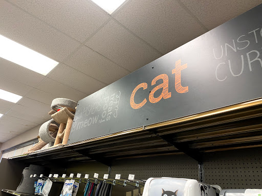 Pet Supply Store «Unleashed by Petco», reviews and photos, 520 S 23rd St, Philadelphia, PA 19146, USA