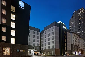 Home2 Suites by Hilton Milwaukee Downtown image