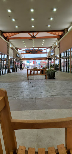 Shopping Mall «Centralia Outlets», reviews and photos, 1342 Lum Rd, Centralia, WA 98531, USA