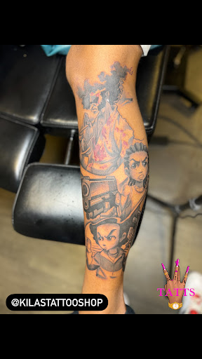 Explore lightning bolt tattoo ideas, creative tattoo ideas in Kansas City, available at 1212 Studio