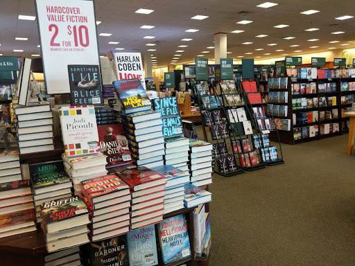 Book Store «Barnes & Noble», reviews and photos, 850 Inspiration Dr, Wilmington, NC 28405, USA