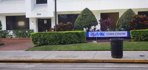 Real Estate Agency «RE/MAX Town Centre», reviews and photos, 330 E Central Blvd, Orlando, FL 32801, USA