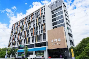 In Joy Hotel image