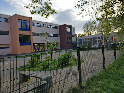 Philipp-Dieffenbach-Schule, Am Seebach, Friedberg Am Seebach 1, 61169 Friedberg (Hessen), Deutschland