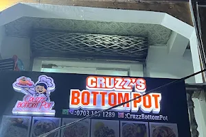 Cruzz Bottom Pot image
