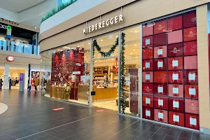 Niederegger - Filiale im LUV Shopping image