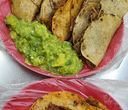 Los Especiales photo