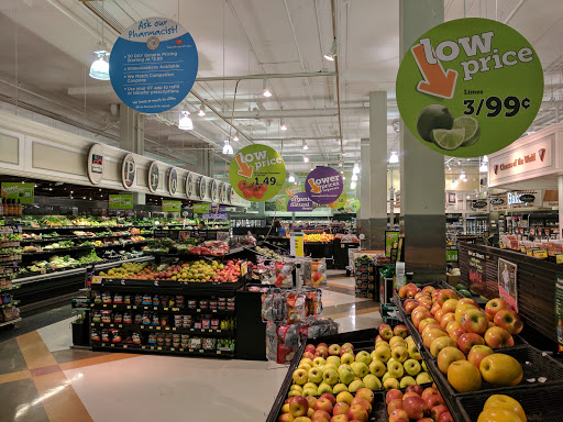 Grocery Store «Harris Teeter», reviews and photos, 12960 Highland Crossing Dr, Herndon, VA 20171, USA