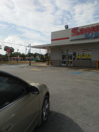 Grocery Store «Save-A-Lot», reviews and photos, 120 S Hopkins Ave, Titusville, FL 32796, USA