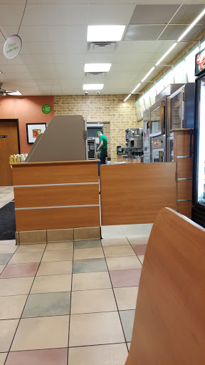 Restaurant «SUBWAY», reviews and photos, 1404 N Walnut St, Colfax, IA 50054, USA