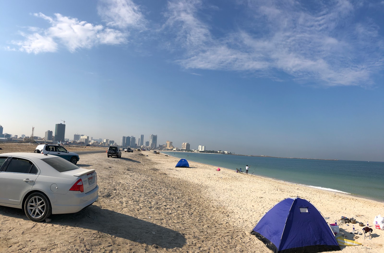 Foto von Al Zorah beach mit beiger sand Oberfläche