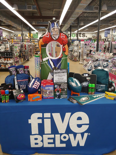 Variety Store «Five Below», reviews and photos, 1 Rte 37 W, Toms River, NJ 08753, USA