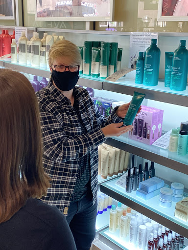 Beauty School «Aveda Institute Denver», reviews and photos, 700 16th St, Denver, CO 80202, USA