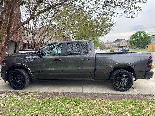 Used Car Dealer «Bluebonnet Chrysler Dodge», reviews and photos, 547 S Seguin Ave, New Braunfels, TX 78130, USA