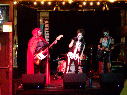 Bar «Quenchers Saloon», reviews and photos, 2401 N Western Ave, Chicago, IL 60647, USA