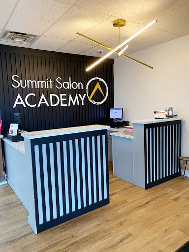 College «Summit Salon Academy - Perrysburg Ohio», reviews and photos, 116 W South Boundary St, Perrysburg, OH 43551, USA