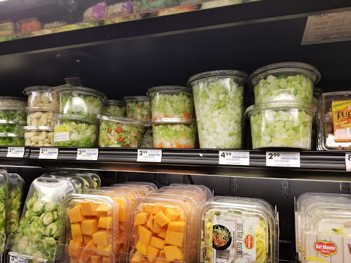 Supermarket «Giant Eagle Supermarket», reviews and photos, 2650 Constitution Blvd, Beaver Falls, PA 15010, USA