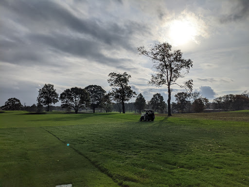 Golf Course «Wheatley Hills Golf Club», reviews and photos, 147 E Williston Ave, East Williston, NY 11596, USA