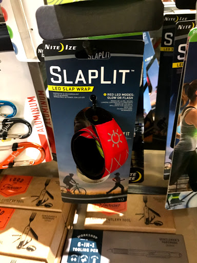 Clothing Store «L.L. Bean», reviews and photos, 1 Ridge Hill Boulevard, Yonkers, NY 10710, USA