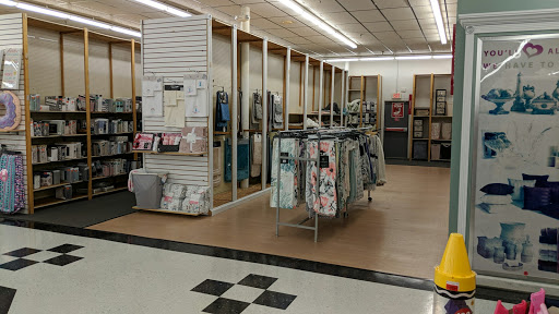 Clothing Store «Burlington Coat Factory», reviews and photos, 1116 E Stone Dr, Kingsport, TN 37660, USA