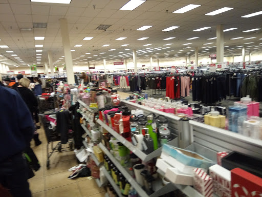 Clothing Store «Burlington Coat Factory», reviews and photos, 1200 S Abilene St, Aurora, CO 80012, USA