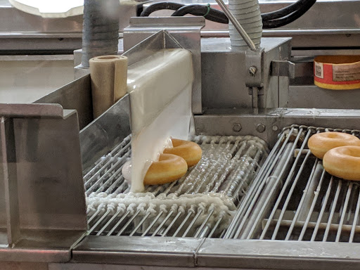 Bakery «Krispy Kreme Doughnuts», reviews and photos, 2600 S Cooper St, Arlington, TX 76015, USA