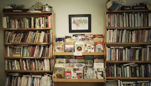 Used Book Store «Cornerstone Used Books», reviews and photos, 22 S Villa Ave, Villa Park, IL 60181, USA