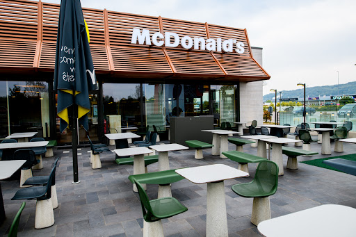 image McDonald's, France sur Mont-Saint-Martin