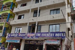 The Everest Hotel image