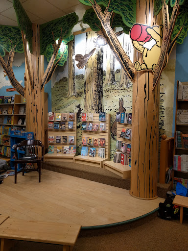 Book Store «Barnes & Noble Booksellers Maple Grove», reviews and photos, 8040 Wedgewood Ln N, Maple Grove, MN 55369, USA