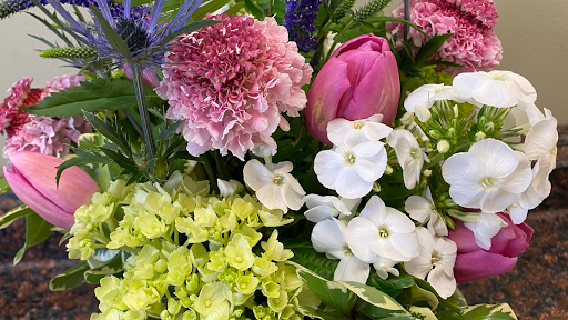 Florist «Concord Flower Shop», reviews and photos, 135 Commonwealth Ave, Concord, MA 01742, USA