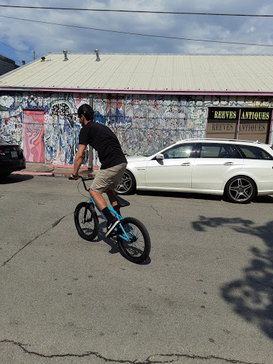 Bicycle Store «Fletcher Bike Studio», reviews and photos, 2404 Taft St, Houston, TX 77006, USA